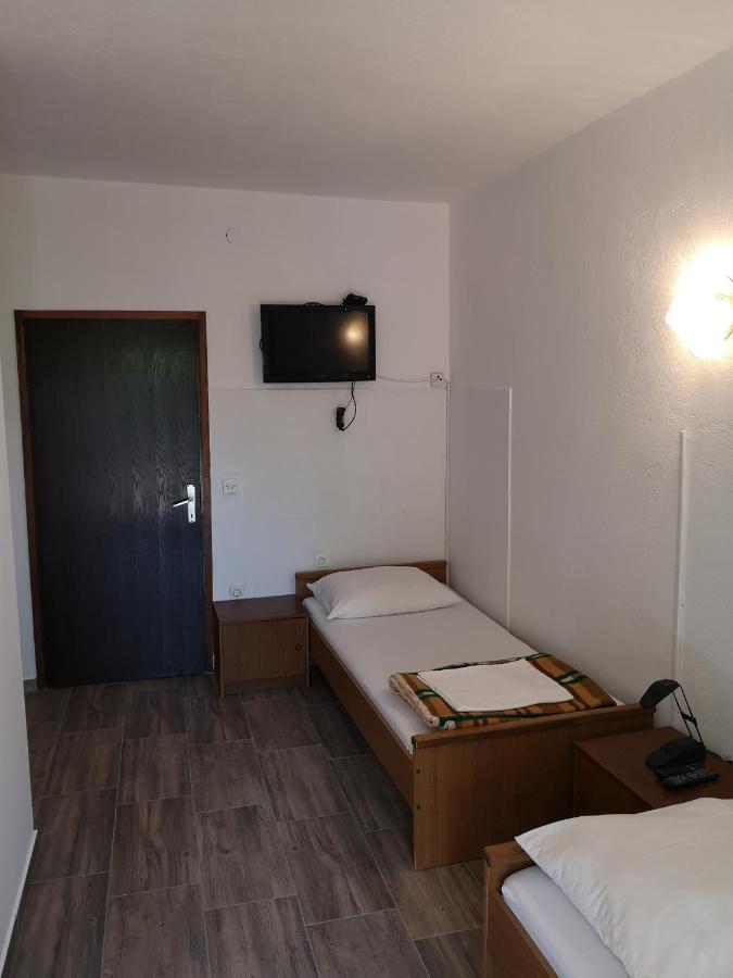 Apartments Mint Povljana - 50M From Sandy Beach Zewnętrze zdjęcie
