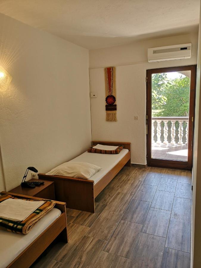 Apartments Mint Povljana - 50M From Sandy Beach Zewnętrze zdjęcie