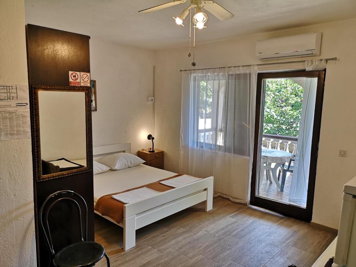 Apartments Mint Povljana - 50M From Sandy Beach Zewnętrze zdjęcie